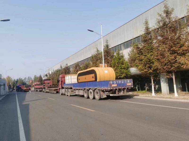 라오스 광산 프로젝트에 선적할 준비가 된 고성능 스틸 코드 컨베이어 벨트 롤